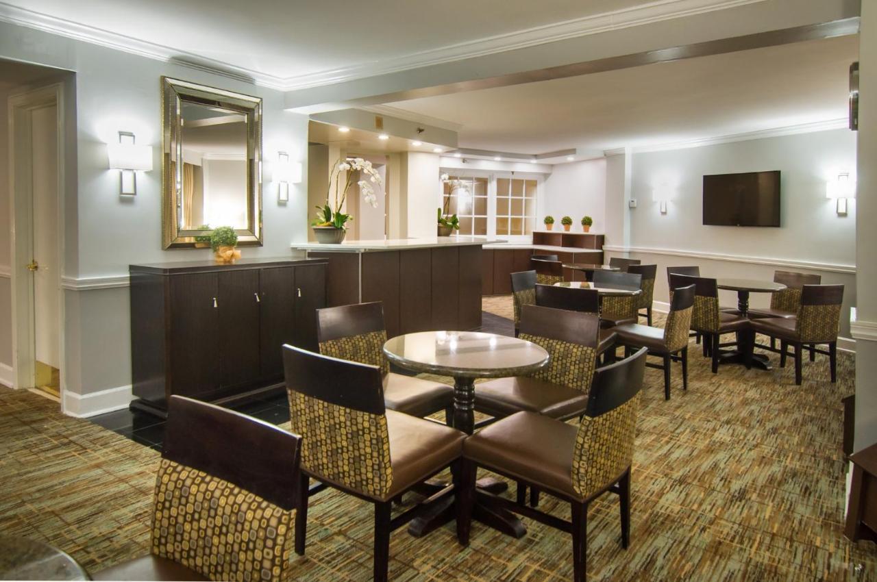 Crowne Plaza Executive Center Baton Rouge By Ihg Hotel Exterior foto