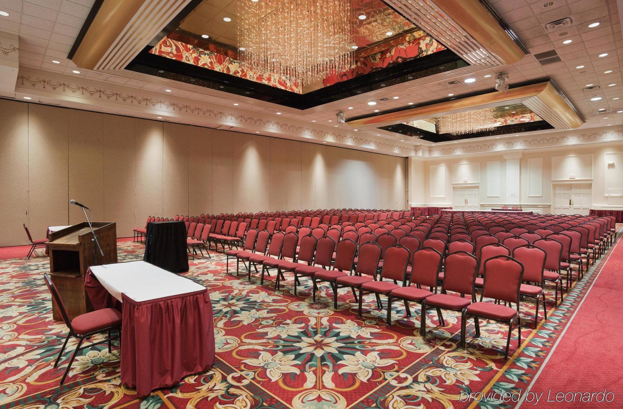 Crowne Plaza Executive Center Baton Rouge By Ihg Hotel Exterior foto